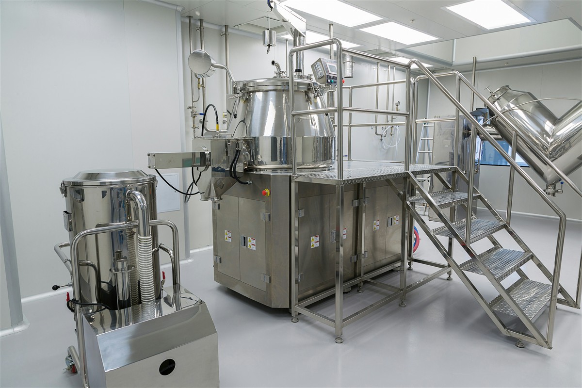 GMP pharmaceutical cleanroom