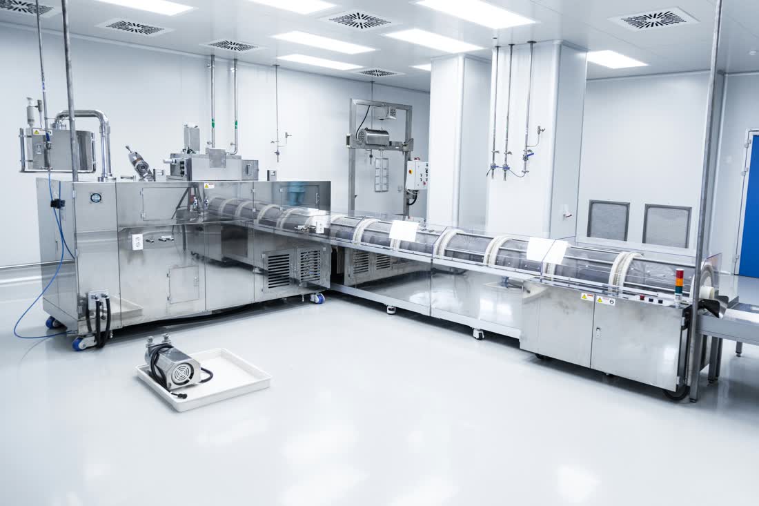 GMP pharmaceutical cleanroom